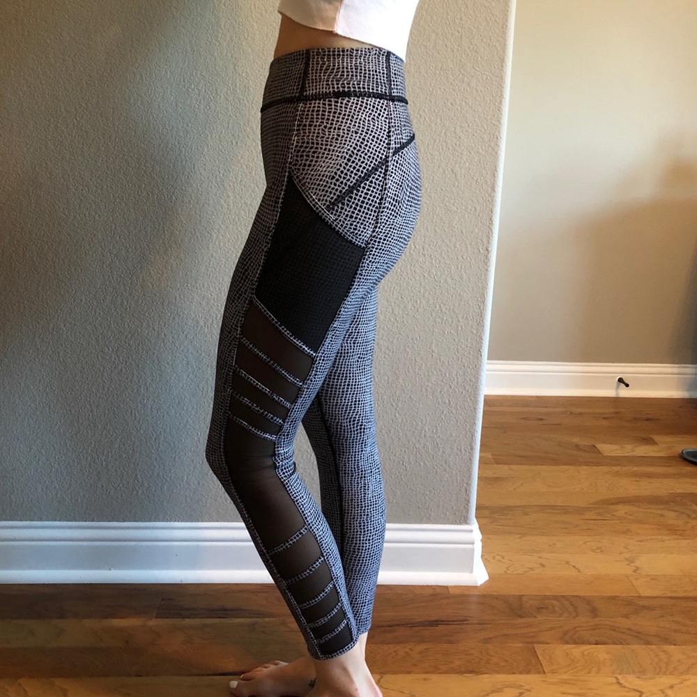 Lululemon size 4 limited edition 7/8 legging